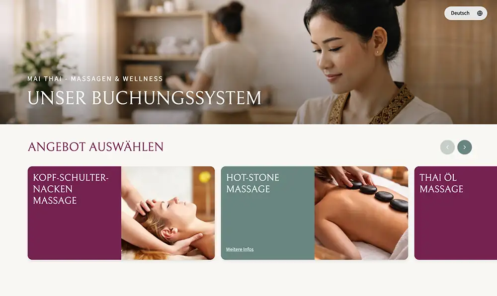 Screenshot der Modell-Buchungsseite Mai-Thai Massage & Spa mit mehrsprachiger Oberfläche, Angeboten und Auswahl der Termine